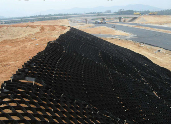 土工格室(蜂巢網) 土工格室(蜂巢網)